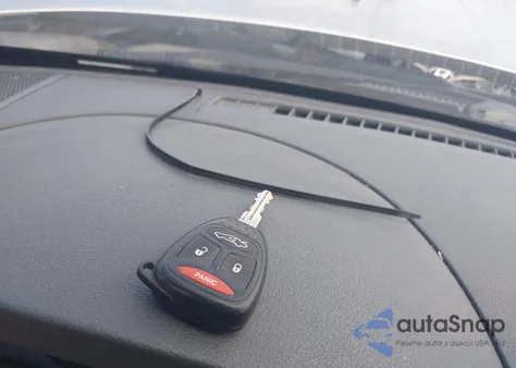 2005 Jeep Grand Cherokee Laredo z USA, uszkodzony, nr VIN 1J4GR48KX5C567771